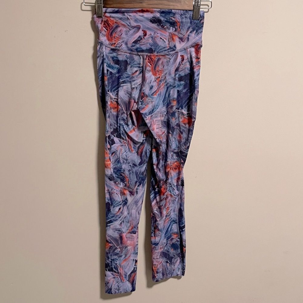 Lululemon Base Pace High-Rise Crop 23" *Brushed Nulux
Atmospheric Purple- Size 2